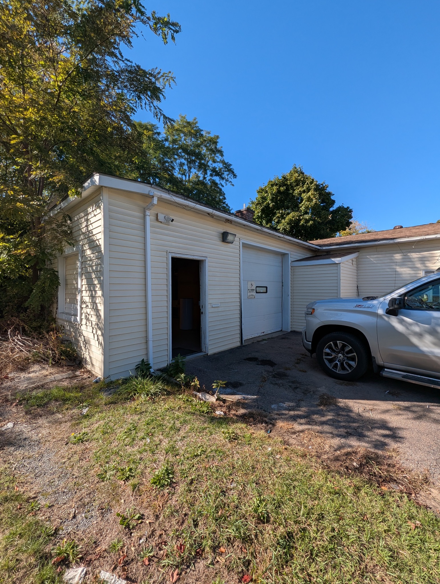 Property thumbnail image